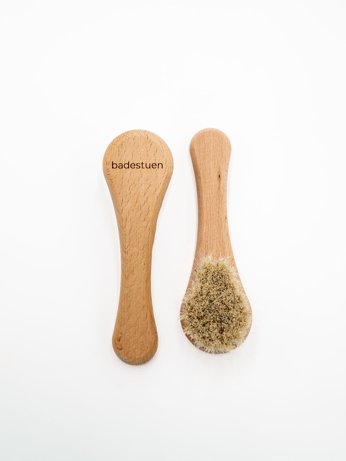 tørbørste til ansigt